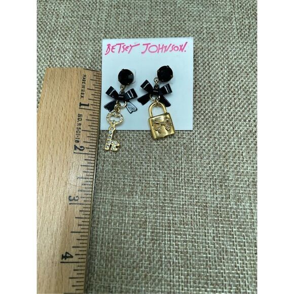 New Betsey Johnson Iconic Heart Lock Key Earrings Crystal Black Bow Pierced Post - Picture 6 of 7